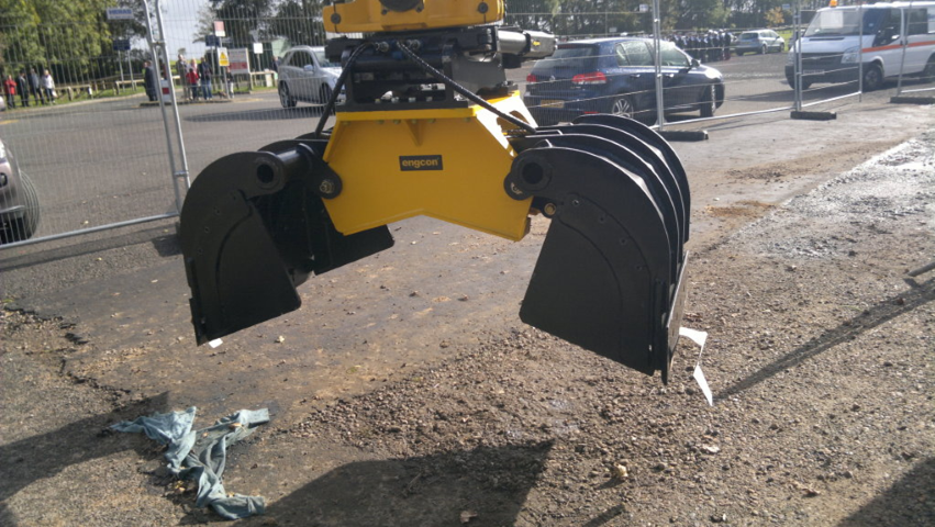 log grab with shells