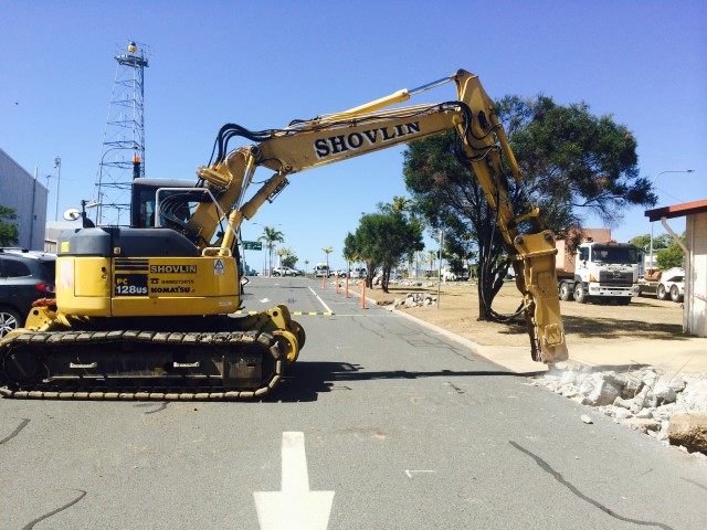 128 & breaker 2 at airport