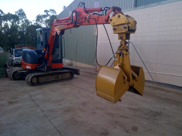 ZX50 mini digger and stantion base Grab